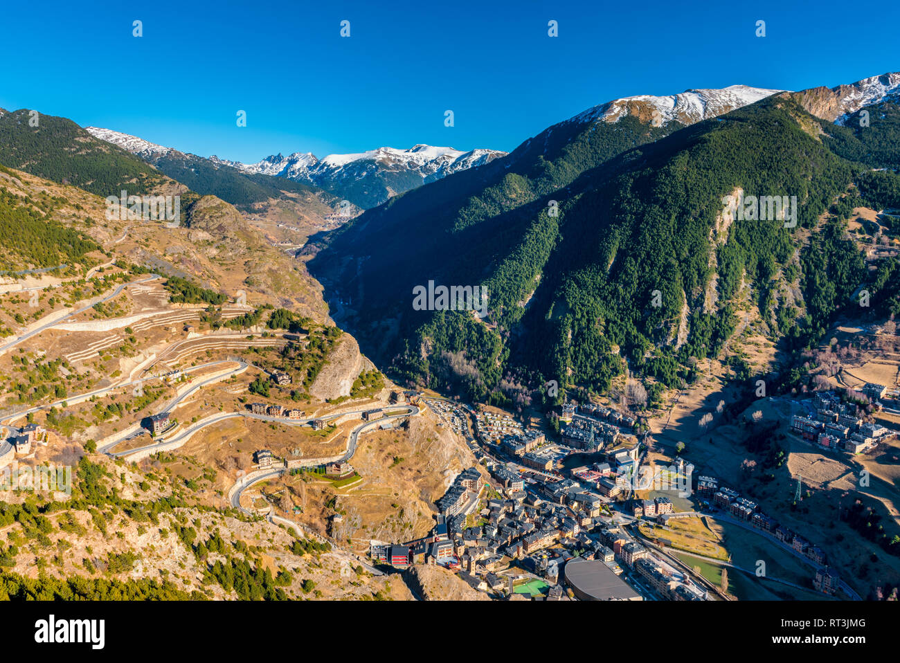 Hohe Betrachtungswinkel auf Canillo Andorra Stockfoto