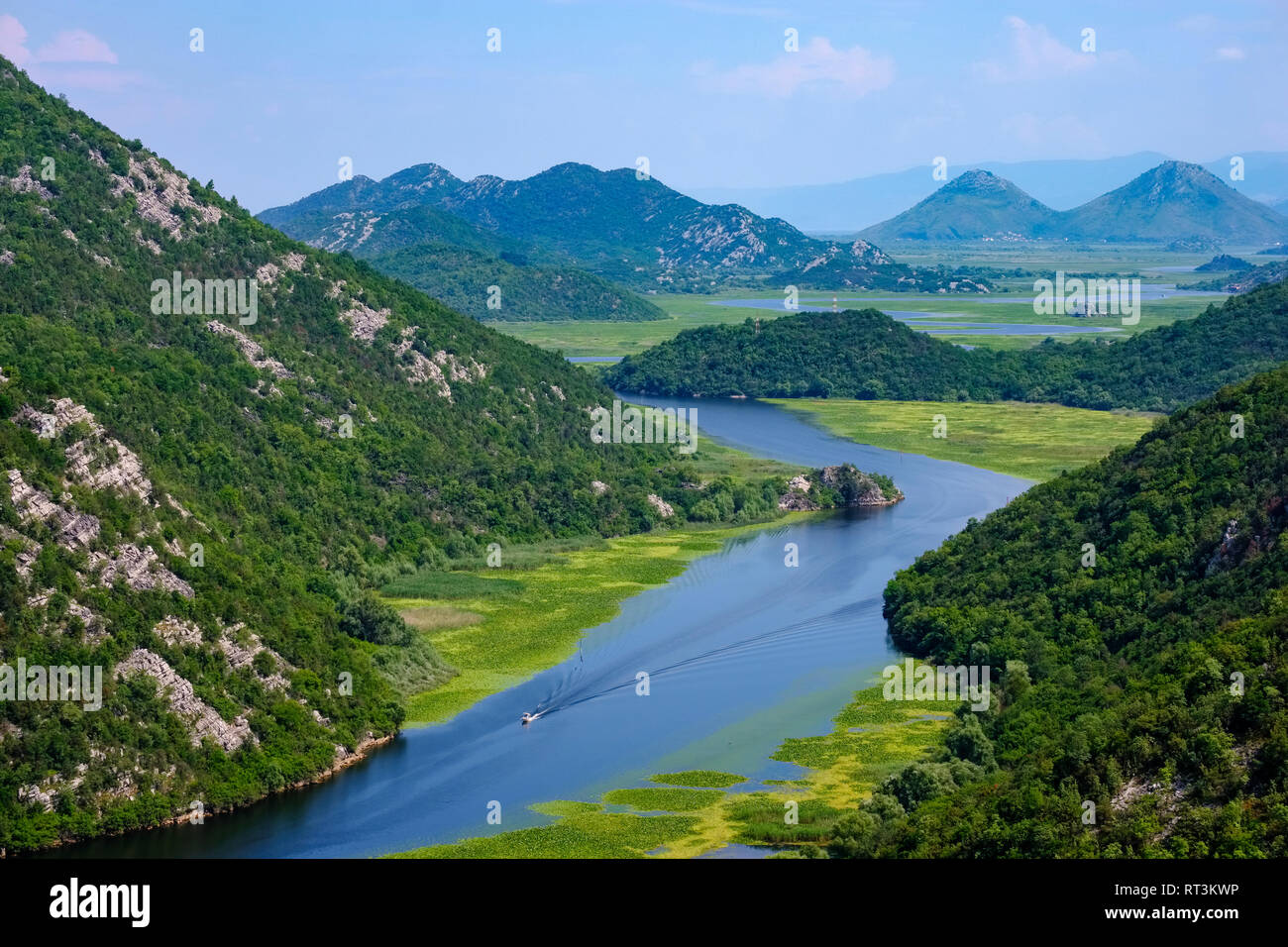Montenegro, Fluss Crnojevic und Skadarsee von Pavlova Strana Lookout gesehen Stockfoto