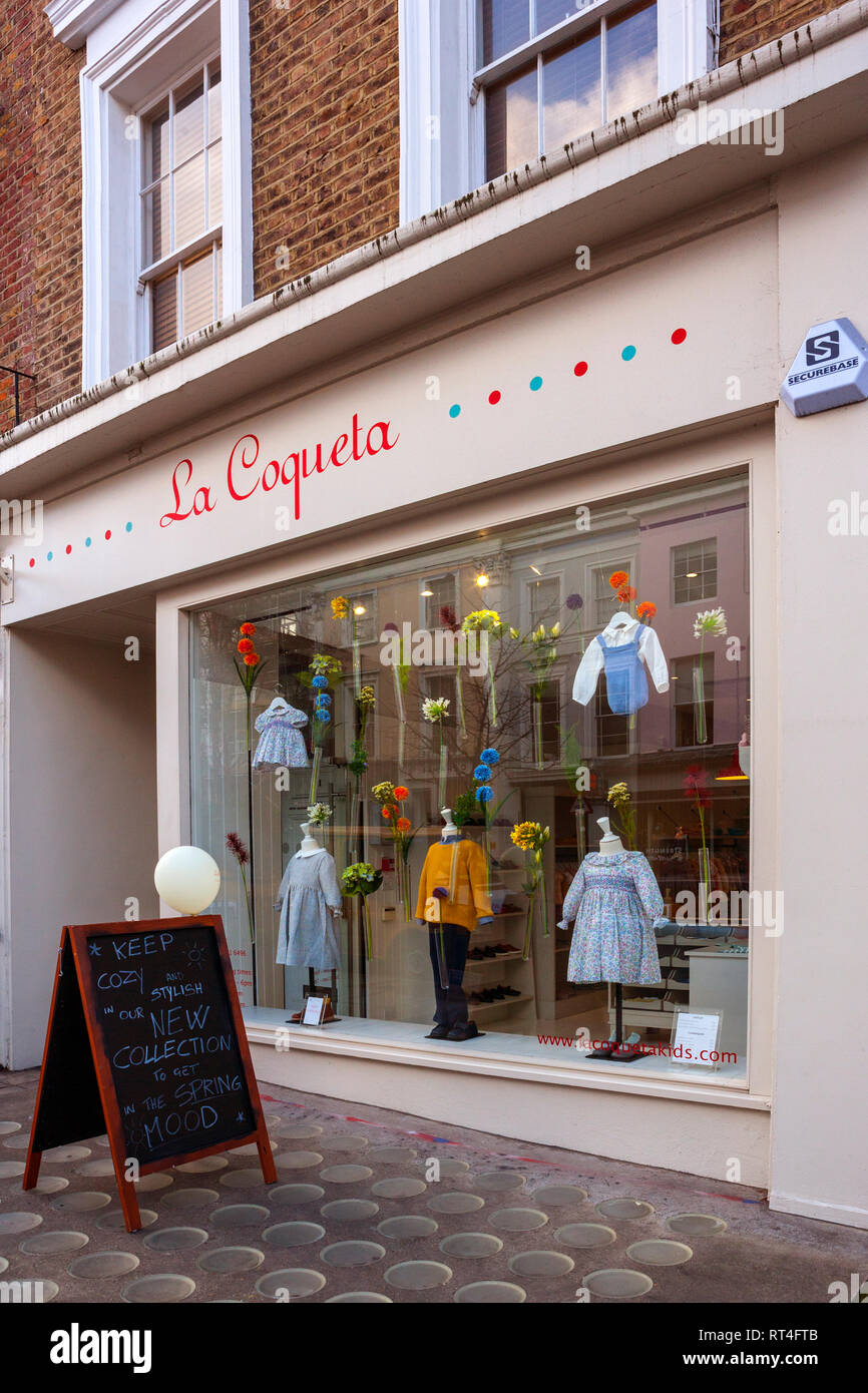 La Coqueta, Kinderkleidung, Notting Hill, London Stockfoto