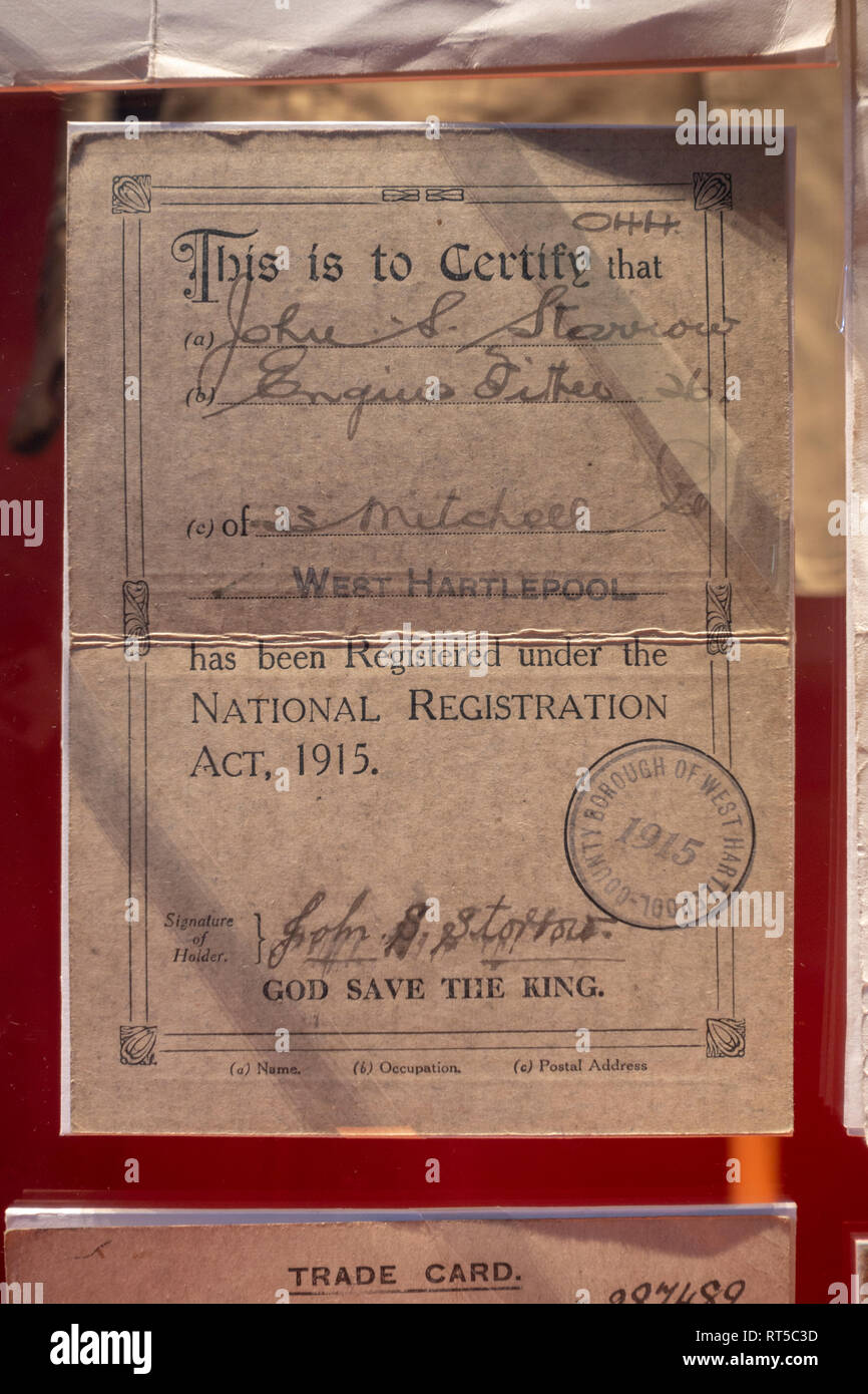 Eine Erste Welt Krieg National Registration Act Befreiung Dokument, York Castle Museum, York, Yorkshire, Großbritannien. Stockfoto