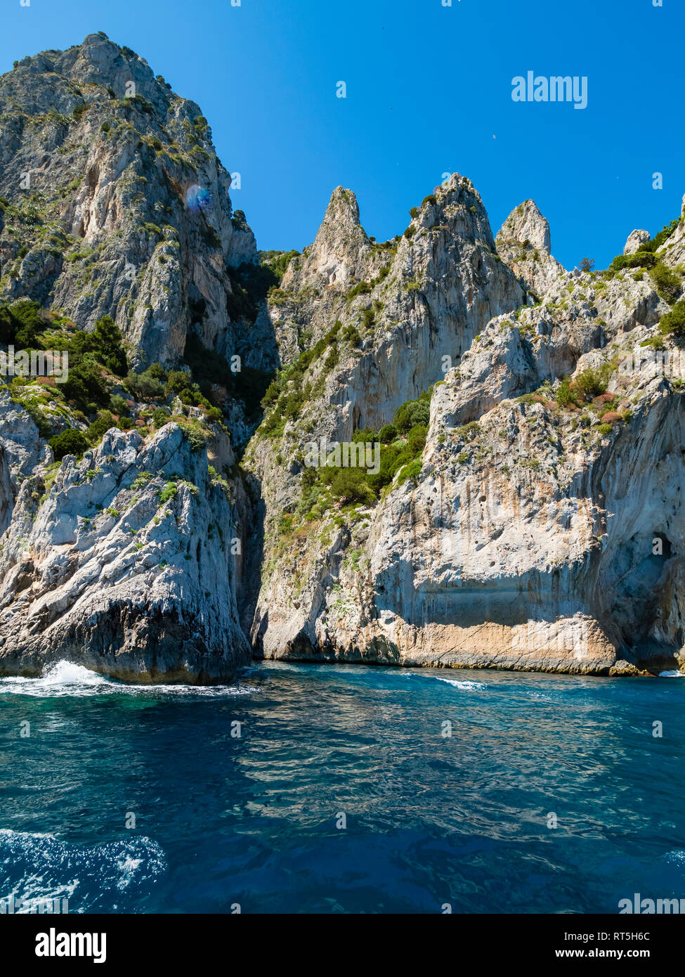 Italien, Kampanien, Capri, Punta della Chiavica, Weiße Grotte Stockfoto