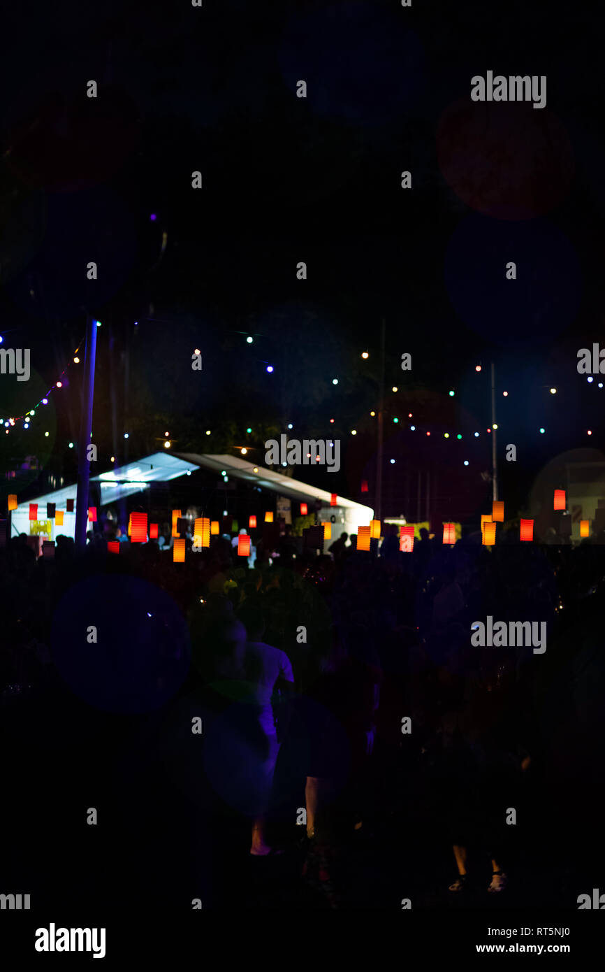 Festival der Lichter und Lampions in der Nacht Stockfoto