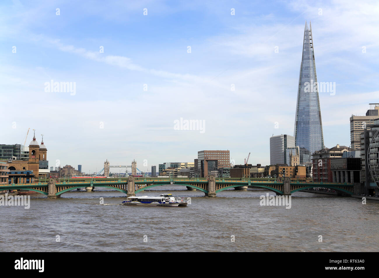 Der Shard Wolkenkratzer, Themse, London, England, Vereinigtes Königreich Stockfoto