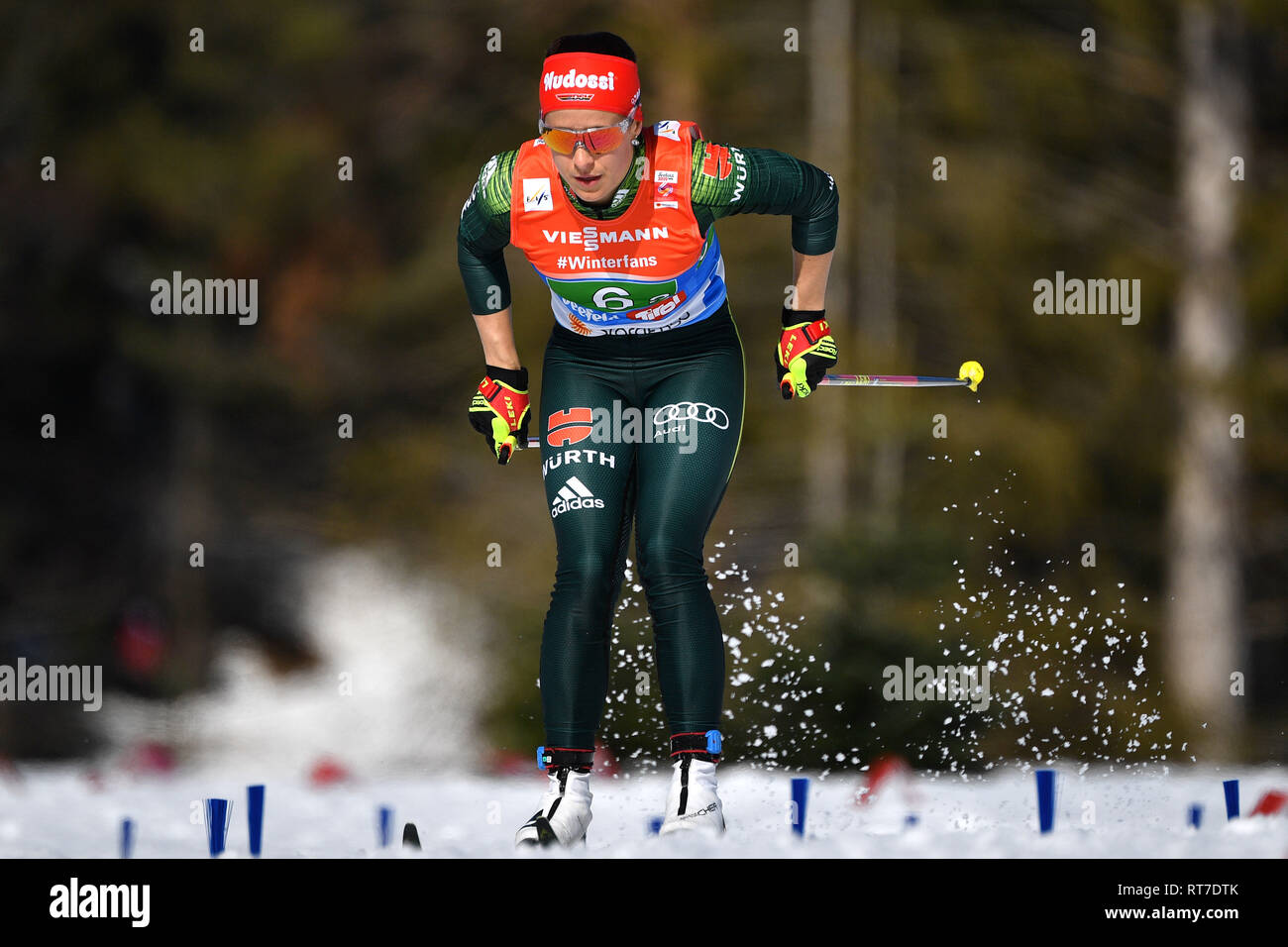 Seefeld, Österreich. 28. Februar, 2019. Katharina HENNIG GER), Aktion, Single Action, Einzelbild, ausgeschnitten, vollen Körper geschossen, die ganze Figur. Cross country Damen 4 x 5 km Staffel Classic/Kostenlos, Langlauf Frauen Relais Classic/Freestyle FIS Nordische Ski-WM 2019 in Seefeld/Österreich vom 19.02.-03.03.2019. | Verwendung der weltweiten Kredit: dpa Picture alliance/Alamy leben Nachrichten Stockfoto