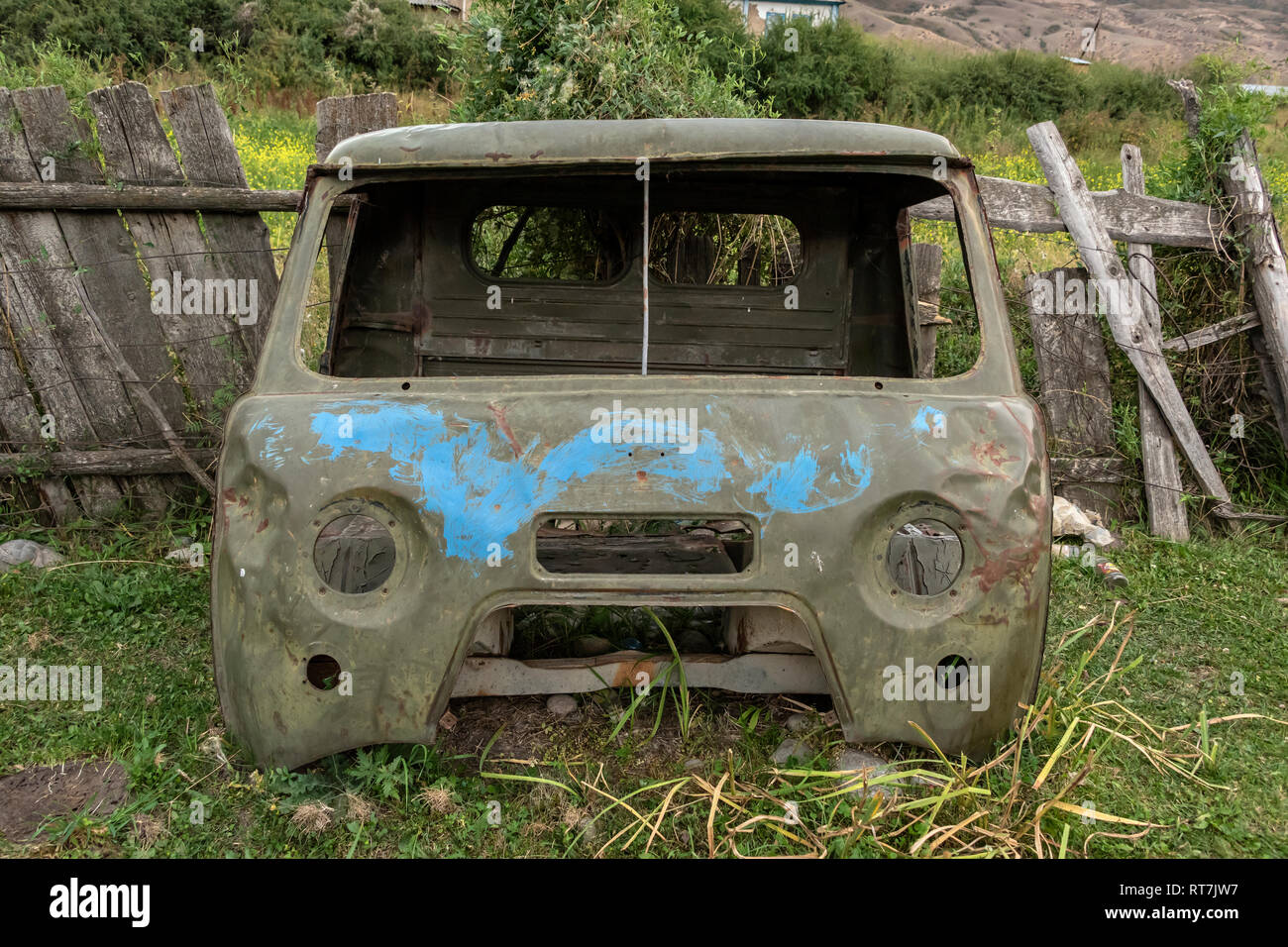 Vintage russischen Lkw möglicherweise UAZ 459 Modell, bleiben, Tian Shan Gebirge, Kasachstan Stockfoto