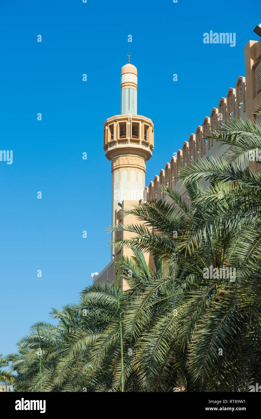 Saudi-arabien, Kuwait, Große Moschee und Minarett Stockfoto