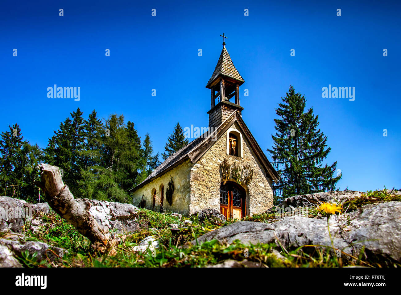 Berg Kapelle in den bayerischen Alpen Reit im Winkl Deutschland Stockfoto