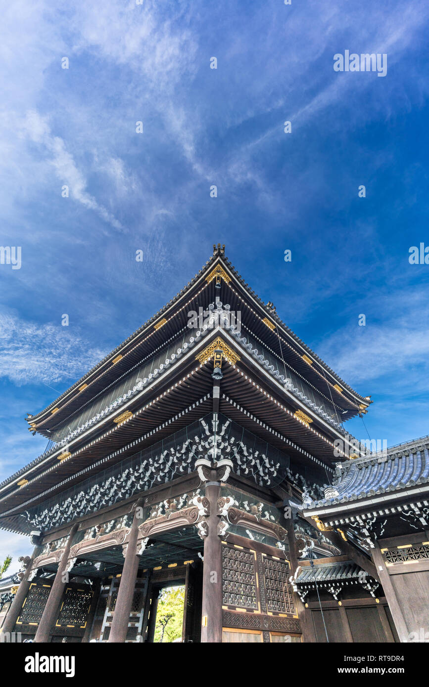Der Gründer von Halle Tor oder kaisando Tor (Goei-do-Mo) an der Shinshu Otani-ha oder Higashi Hongan-ji. In Kyoto, Japan. Stockfoto