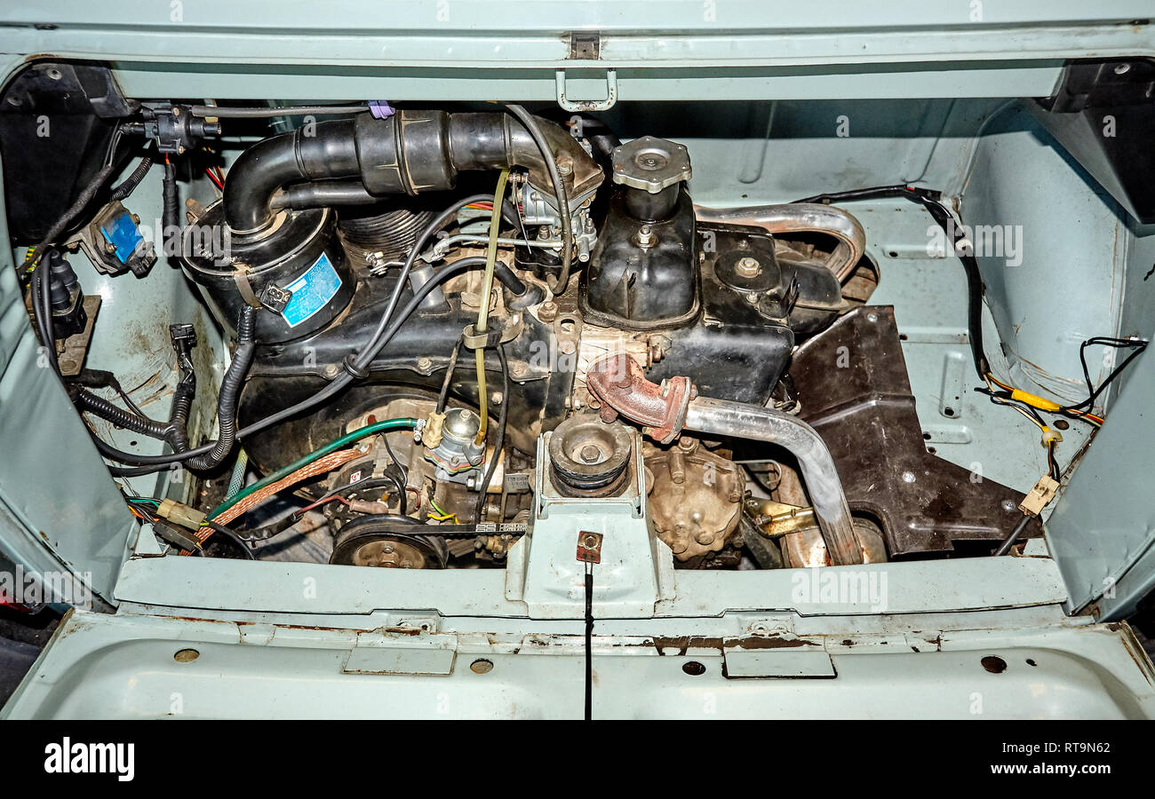 Warschau, Polen - 17. September 2018. Motor des Fiat 126 Auto Technik  Museum ausgestellt Stockfotografie - Alamy