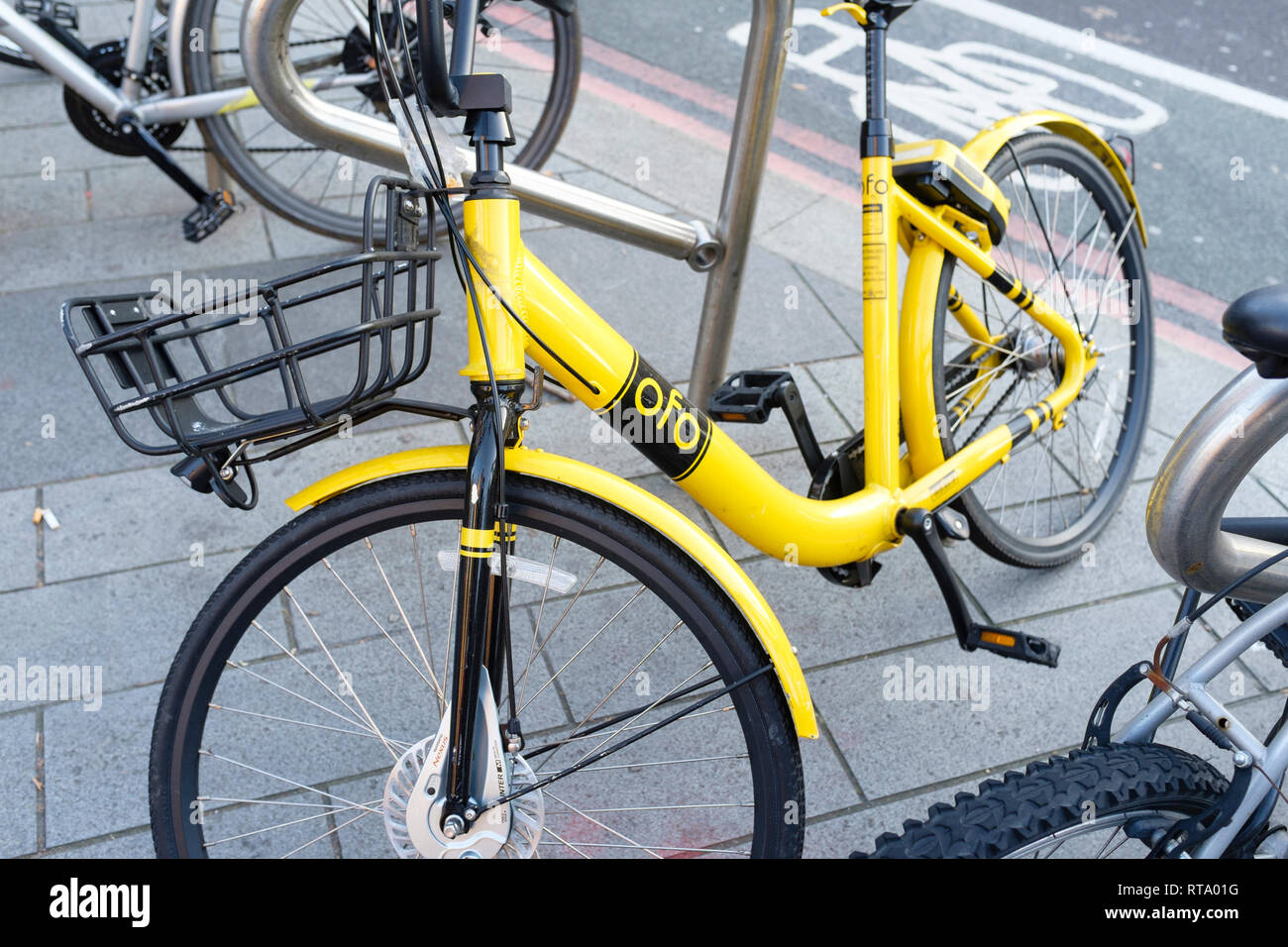 Ofo Zyklus Kostenteilung Fahrrad auf die London Street. Stockfoto