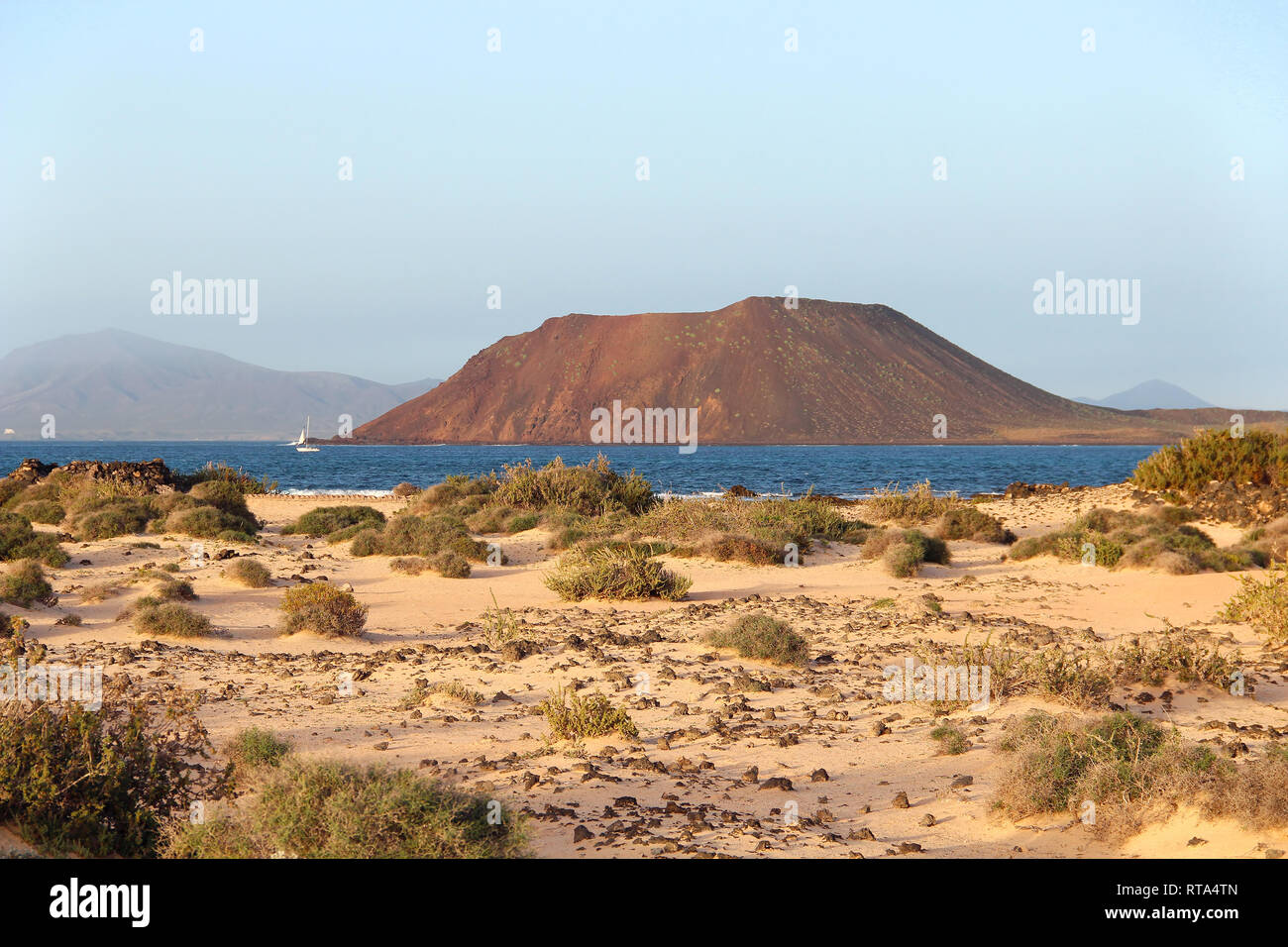 Dünen von Corralejo und die Insel Lobos, Fuerteventura, Kanarische Inseln, Spanien Stockfoto