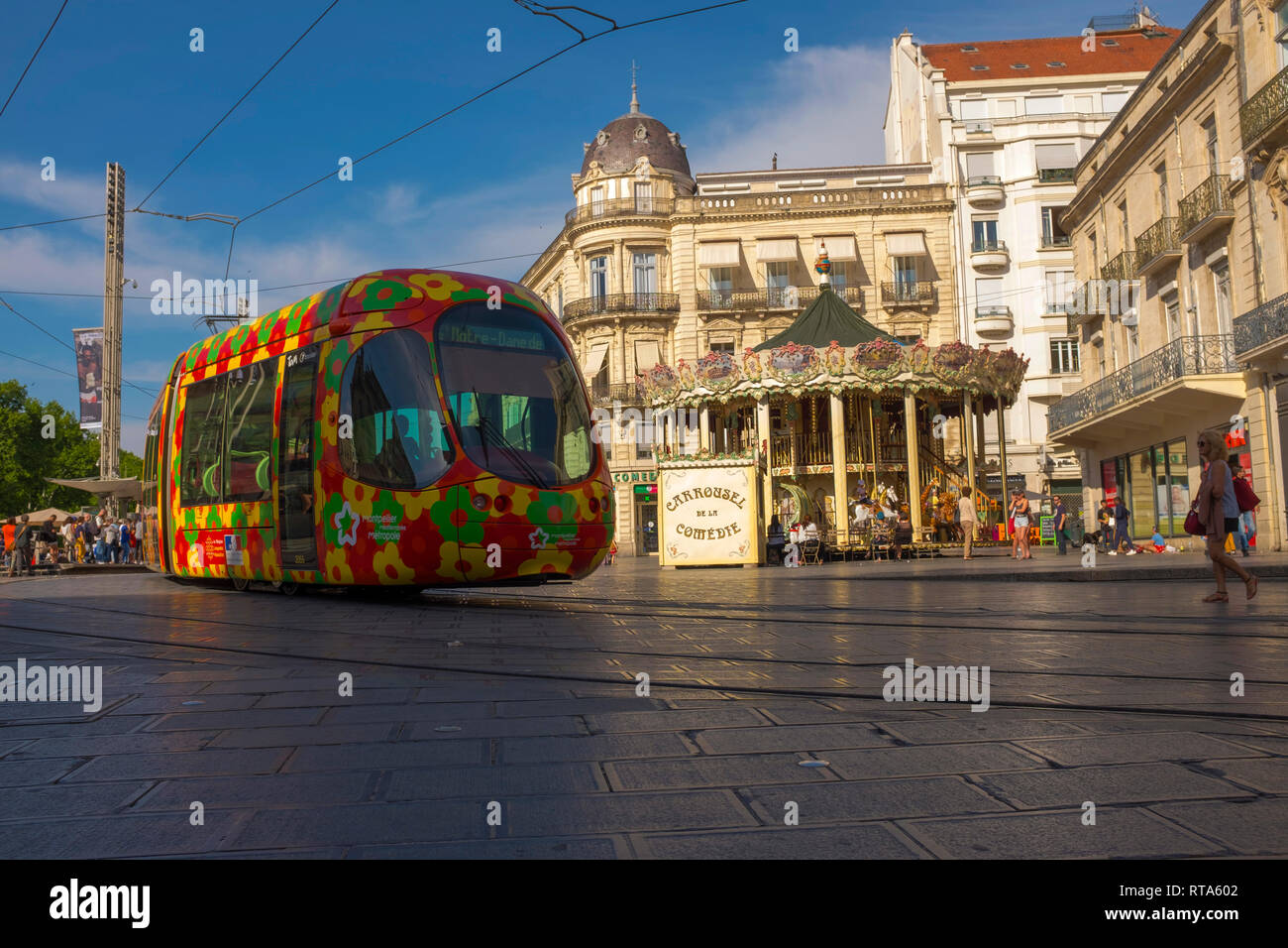 Straßenbahn in Place de la Comedie, der Hauptplatz Montpellier, Frankreich Stockfoto