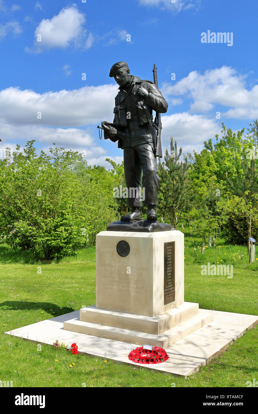 Durham Light Infantry Denkmal an der National Memorial Arboretum in Staffordshire, England Stockfoto