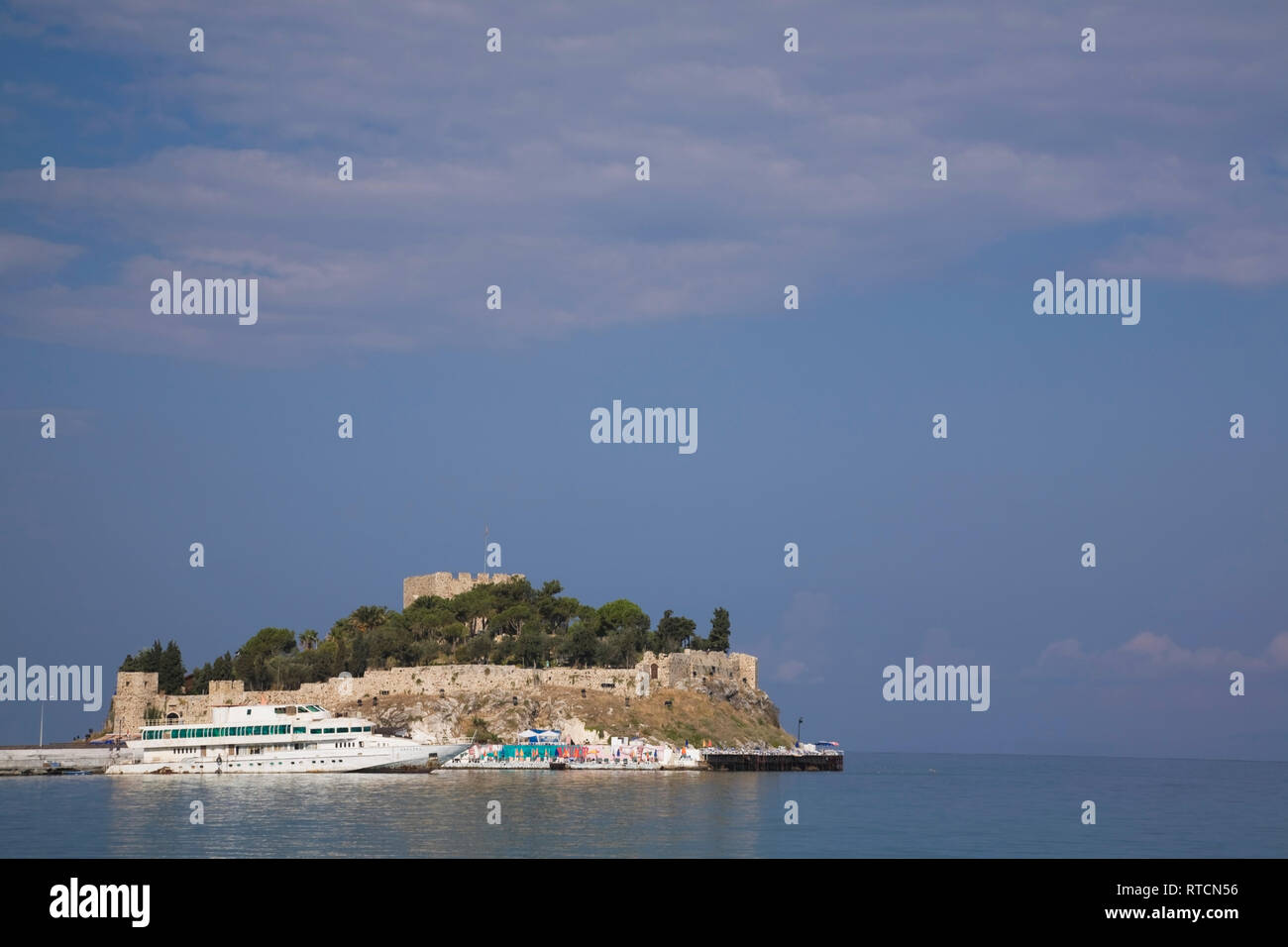 Das 14. Jahrhundert genuesische Festung auf Pigeon Island, Kusadasi, Türkei Stockfoto