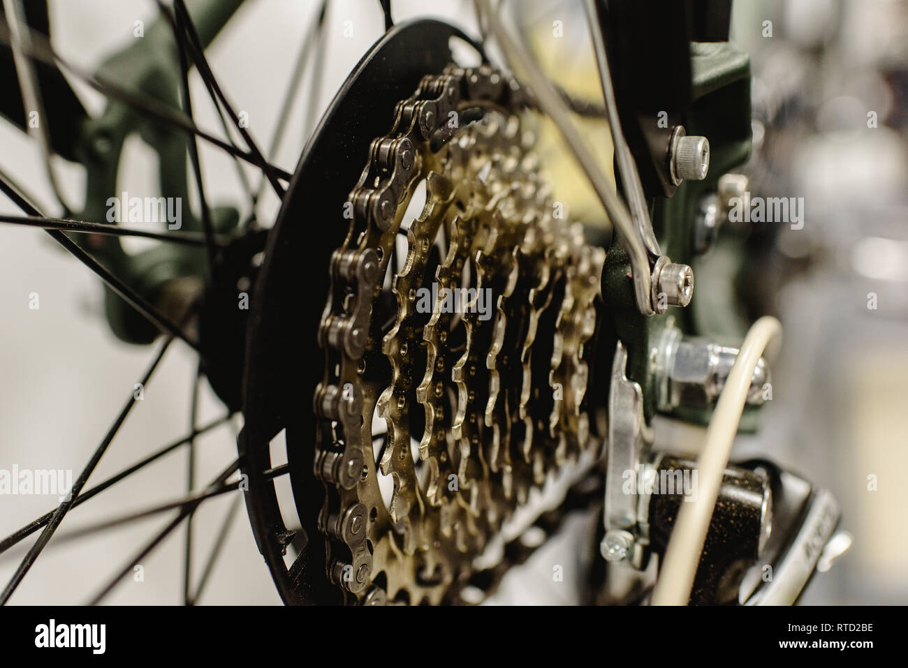 Kassette auf dem Hinterrad eines Mountainbikes, um die Getriebegänge zu  wechseln Stockfotografie - Alamy