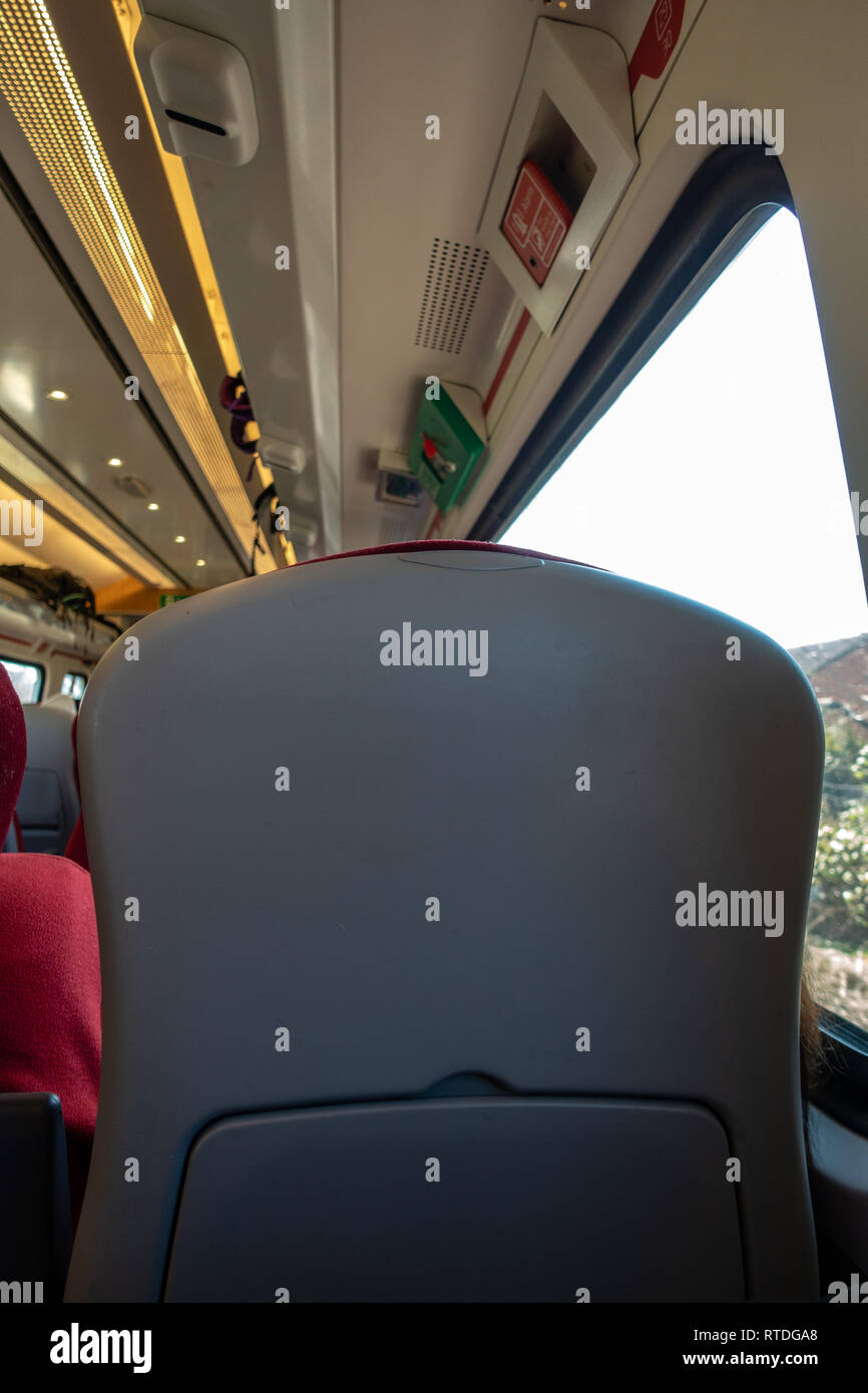 Bahnreisende Ansicht der Kopfstütze vorne Stockfoto