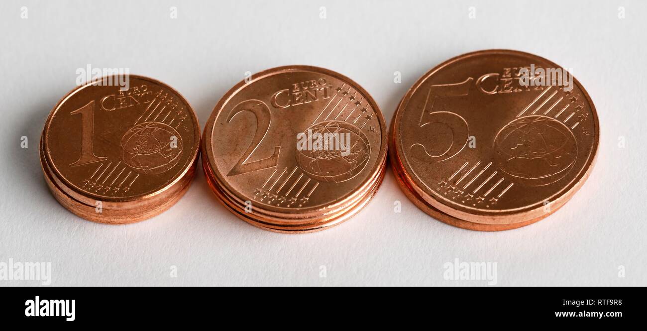 Euro-Cent-Münzen, 1 Cent, 2 Cent und 5-Cent-Münzen, Deutschland Stockfoto