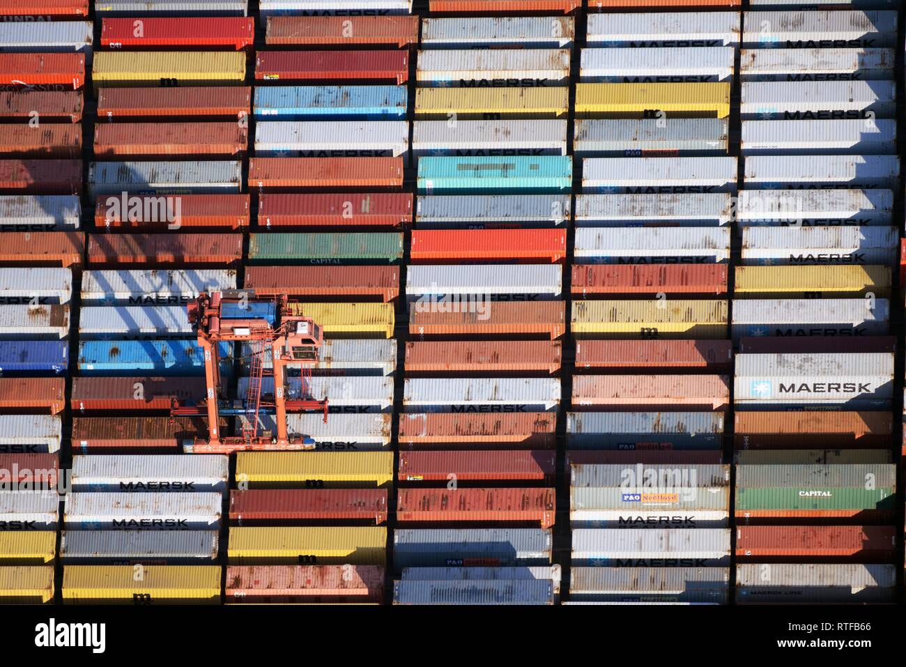 Luftaufnahme, Portal Palette LKW-Transporte Container am Burchardkai, Hamburg, Deutschland Stockfoto