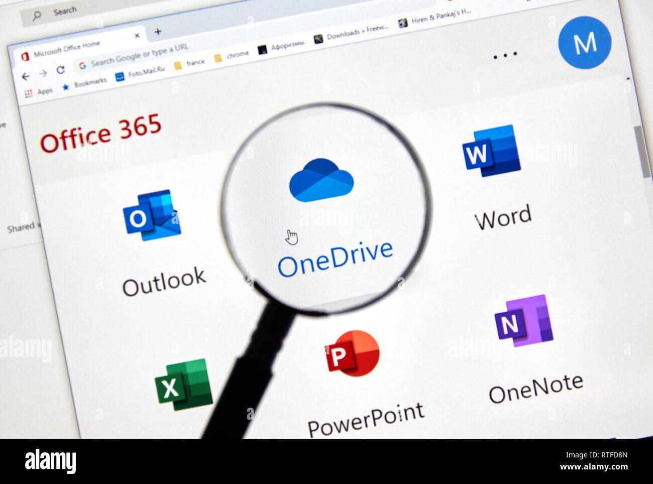 MONTREAL, KANADA - 28. FEBRUAR 2019: Microsoft OneDrive neues Symbol. Office 365 ist der Markenname Microsoft verwendet für eine Gruppe von Abonnements, die PROVI Stockfoto