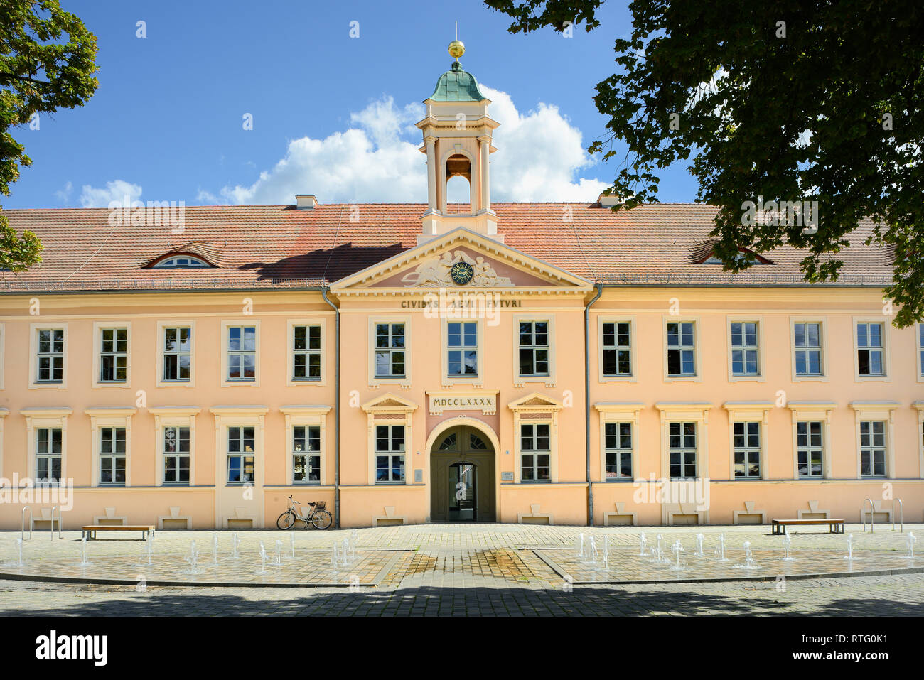 Old gymnasium -Fotos und -Bildmaterial in hoher Auflösung – Alamy