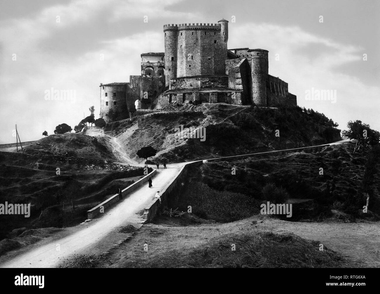 Italien, Toskana, fosdinovo, Blick auf das Schloss Malaspina, 1930 Stockfoto