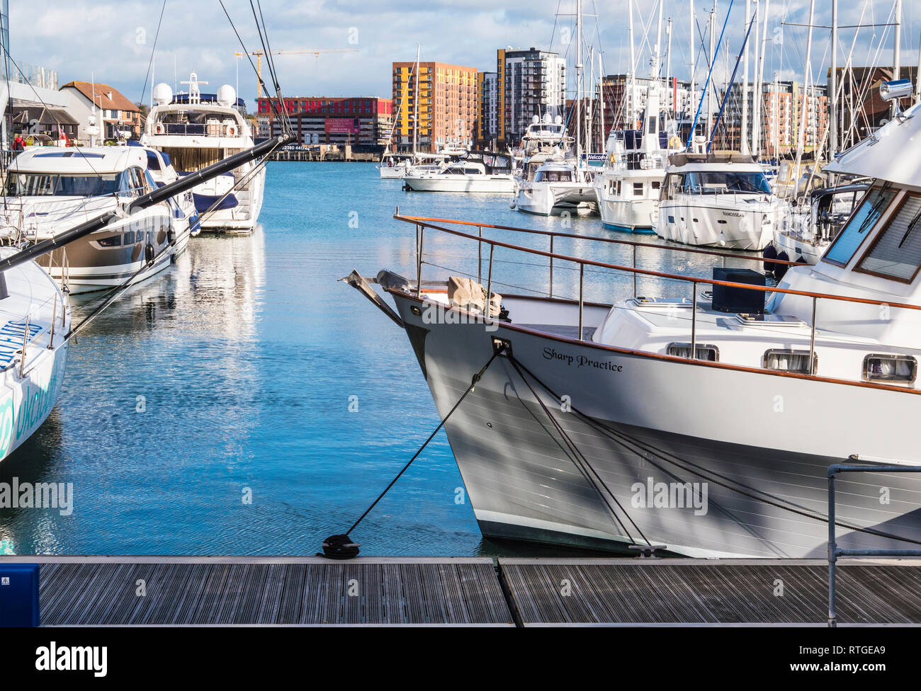 Das Ocean Village Marina in Southampton, Großbritannien. Stockfoto