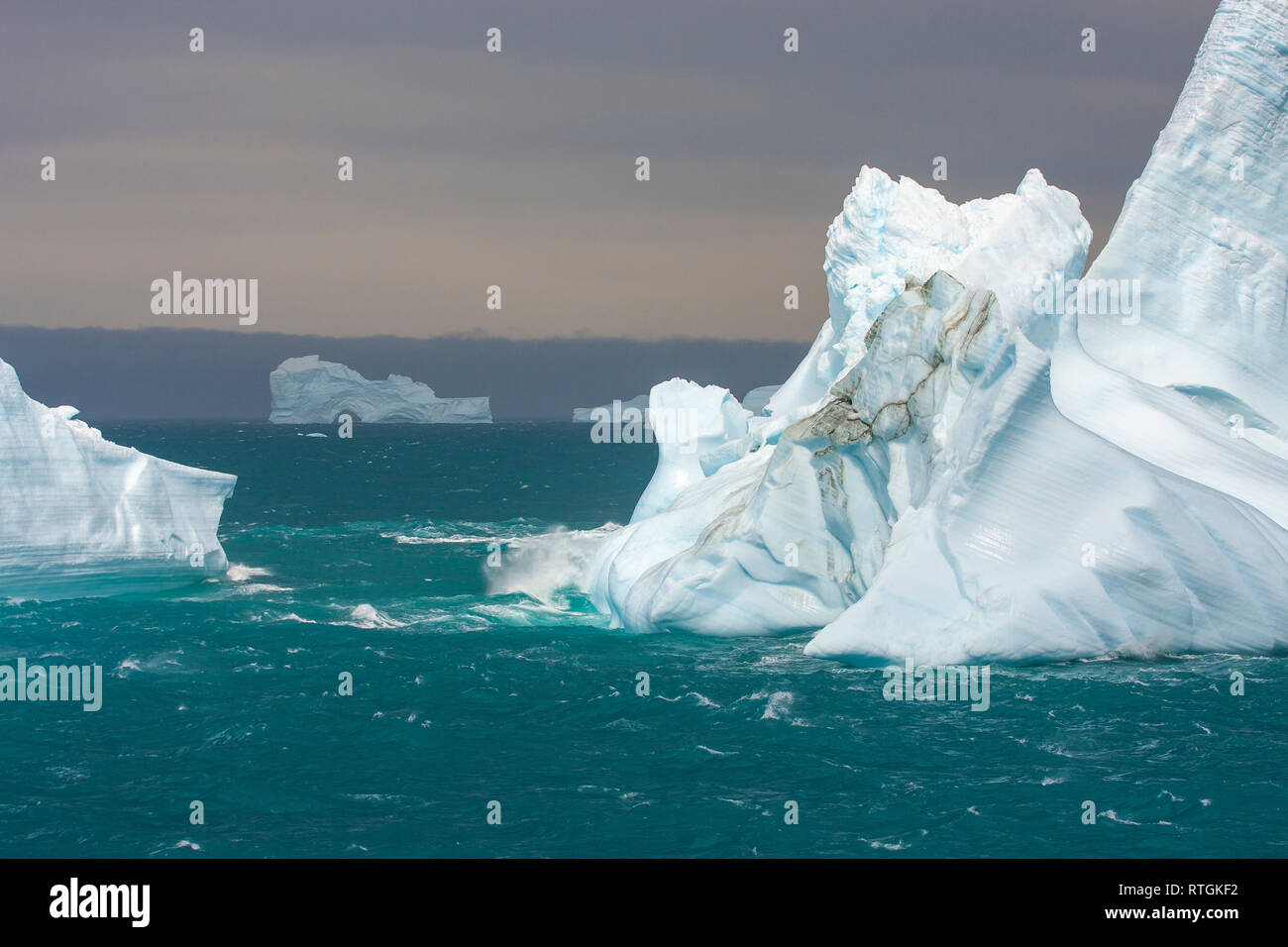 Eisberge in antarktischen Gewässern in der Nähe der Insel Sounth Georgien Stockfoto