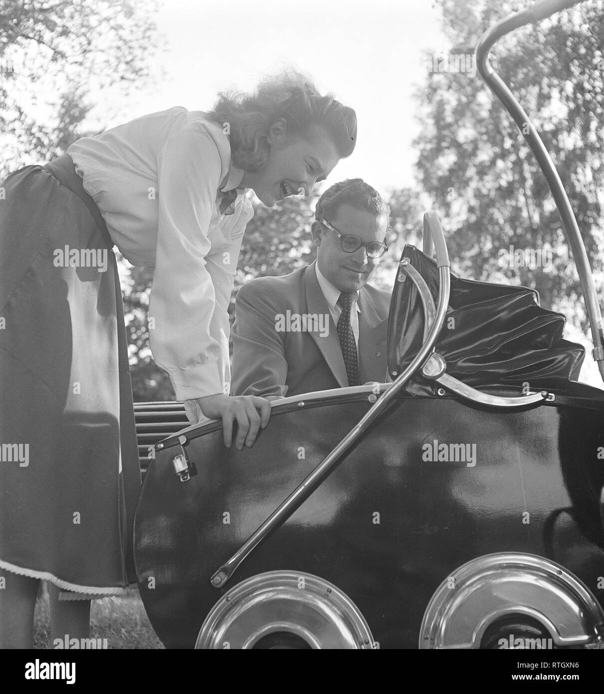 50er Jahre Kinderwagen Stockfotos und -bilder Kaufen - Alamy