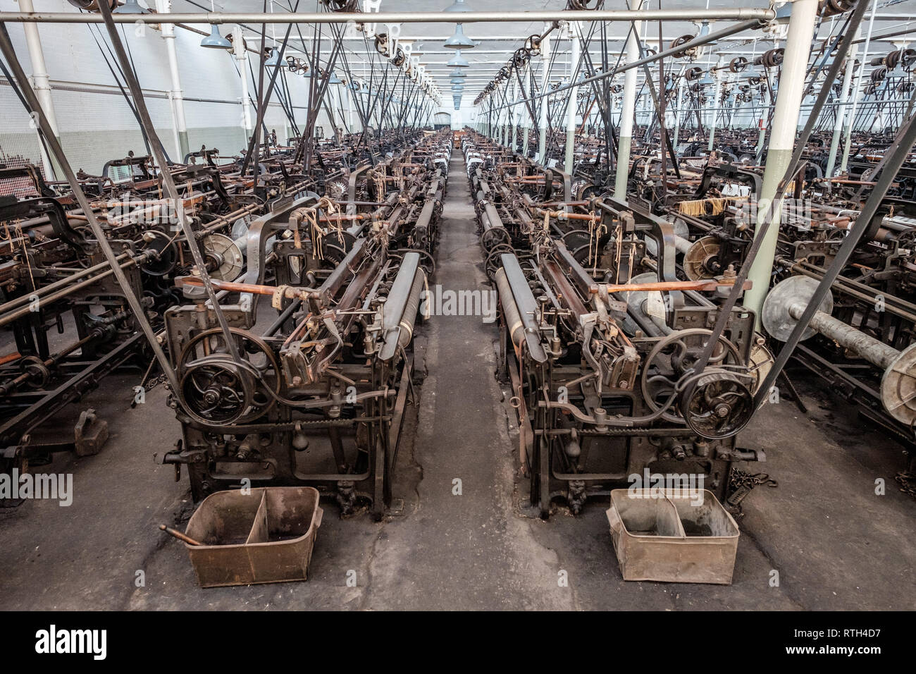 Die Weberei an der Queen Street Mill in Lancashire, einer Dampfbetriebenen Textile mill.Halle Stockfoto