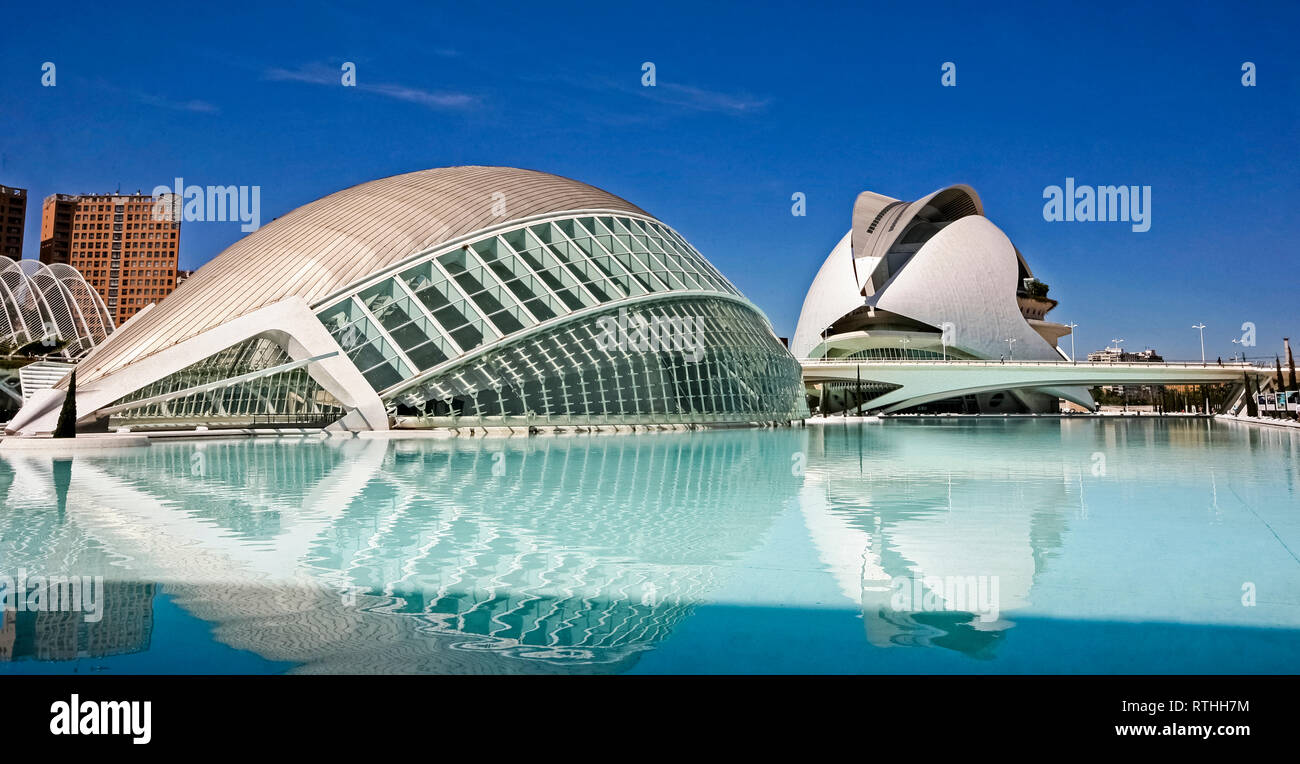 Spanien Valencia Palace von Wissenschaft und Technologie - Königin Sofia und der HEMISPHÄRISCHEN Palast der Künste Stockfoto