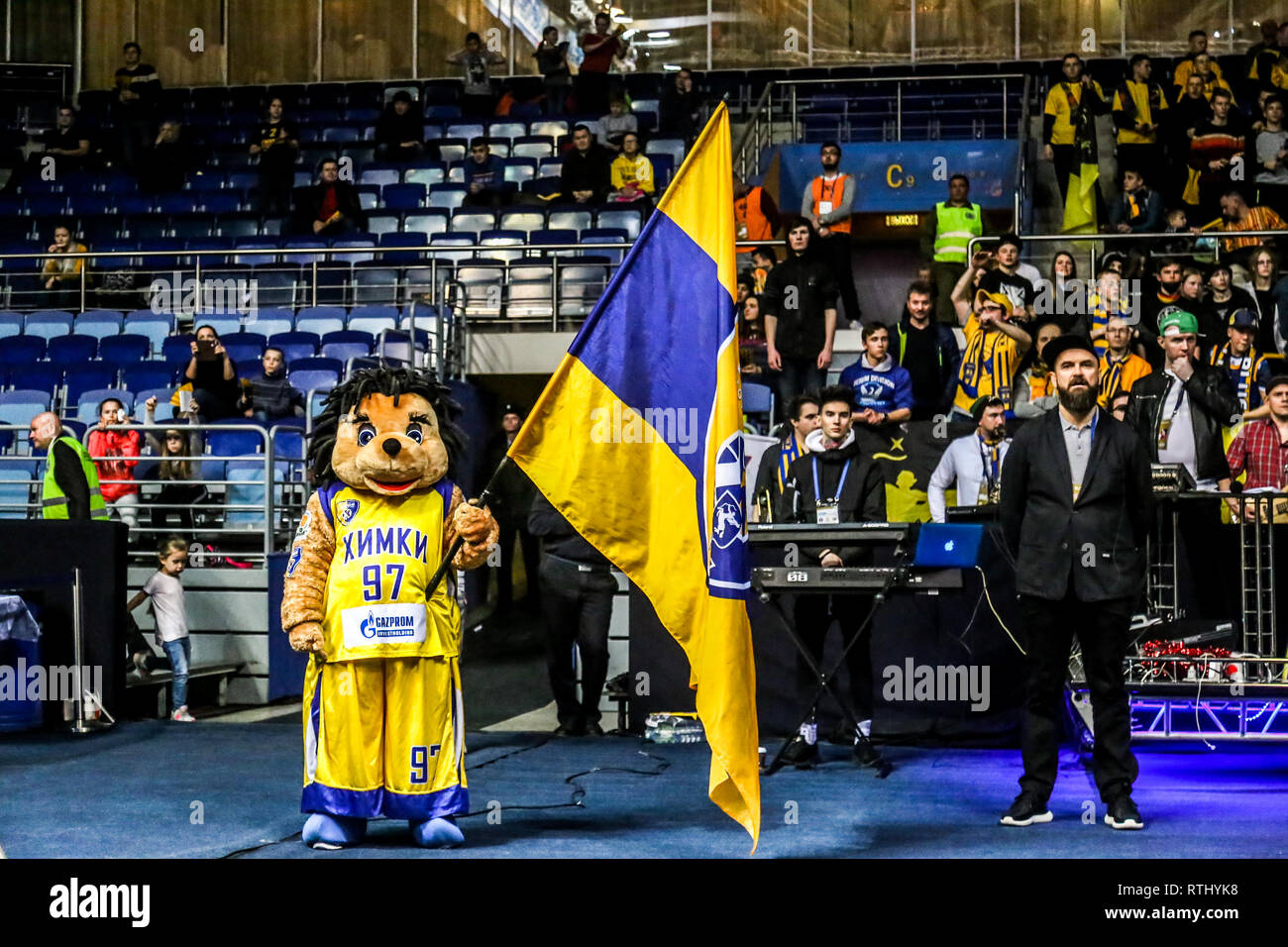 Chimki Moskau Maskottchen bei AX Armani Exchange Olimpia Mailand gegen Khimki Moskau 2018/2019 Turkish Airlines Euro League Regular Season round 25 übereinstimmen. Olimpia Mailand gewann 90-88. Stockfoto