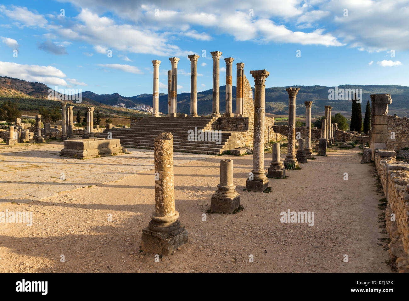 Kapitolinischen Tempel, römische Ruinen, Volubilis, Marokko Stockfoto