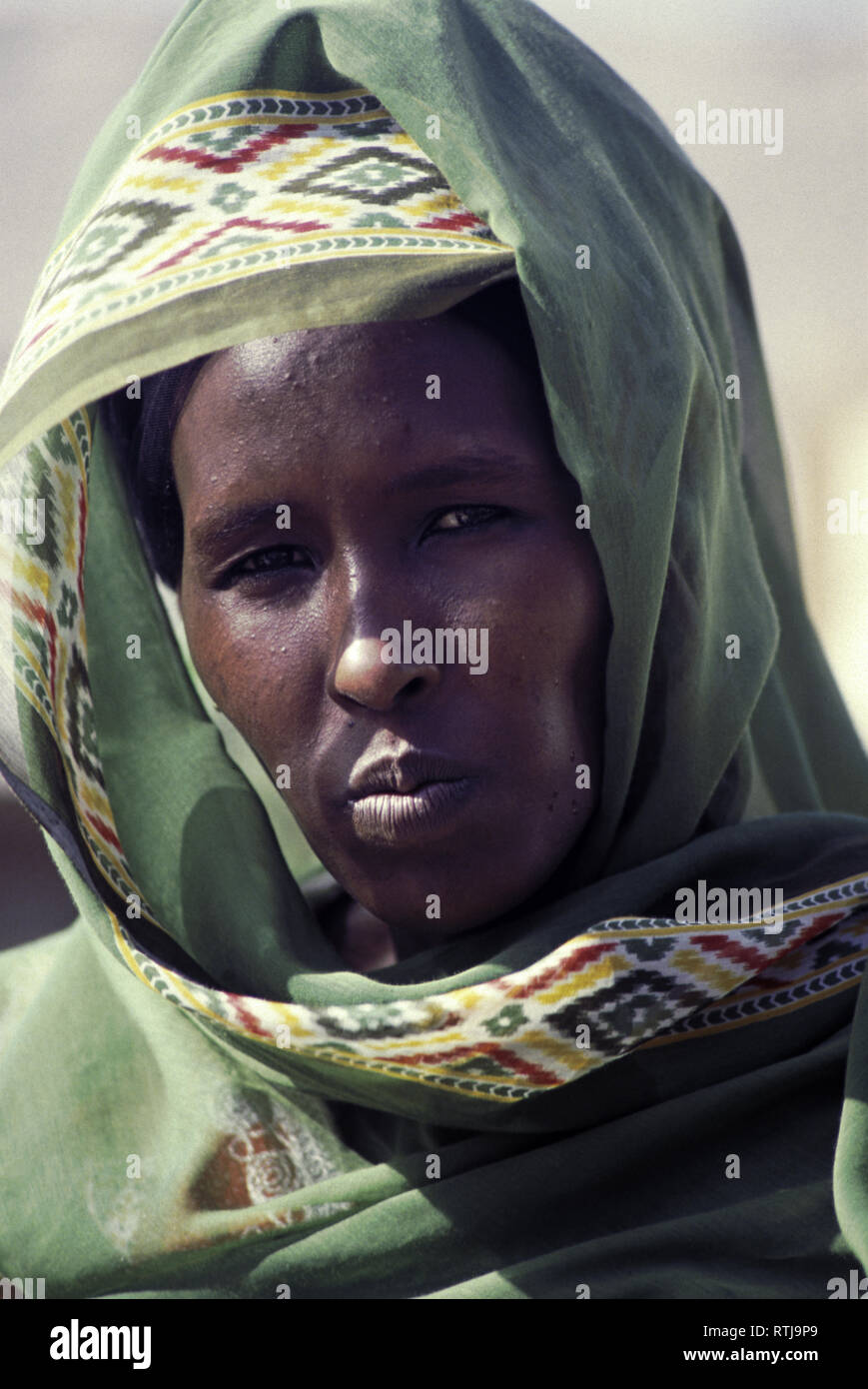 17. Oktober 1993 einen lokalen somalischen Frau an unosom Hauptsitz in Mogadischu, Somalia. Stockfoto