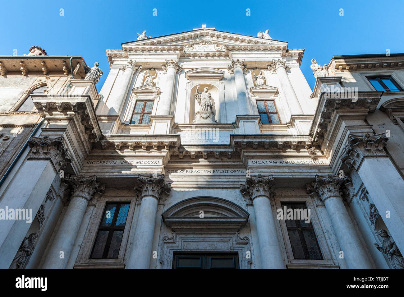 Piazza san gaetano -Fotos und -Bildmaterial in hoher Auflösung – Alamy