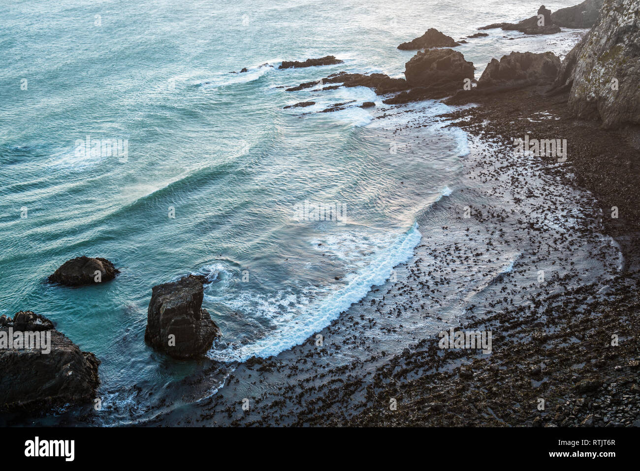 Der Pazifische Ozean Wellen am Nugget Point Stockfoto