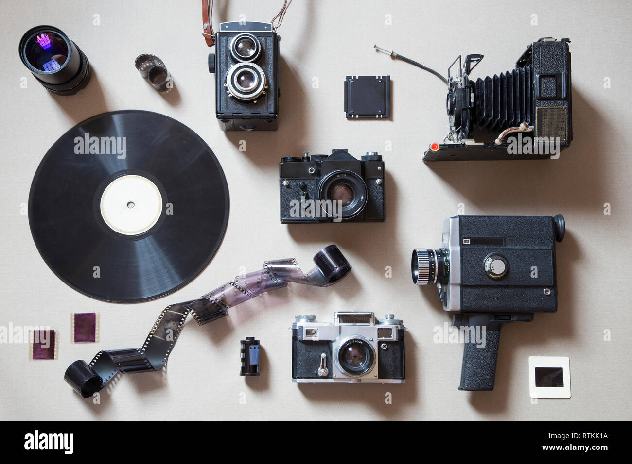 Die analoge Technologie Produkte Hintergrund Stockfoto