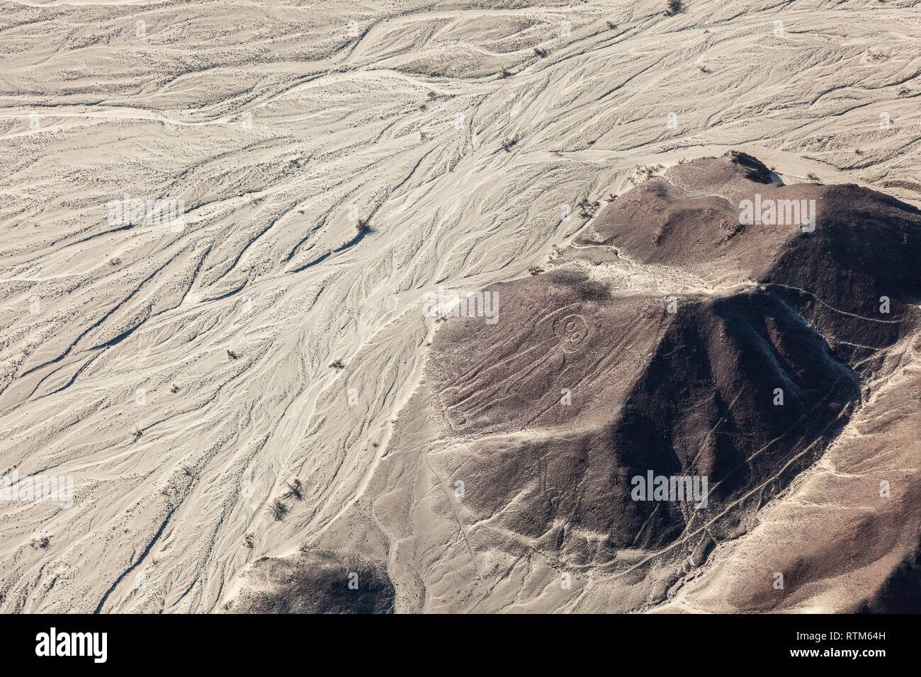 Luftaufnahme der Entlastung der Wüste und der Linien von Nazca, der Astronaut, Peru Stockfoto