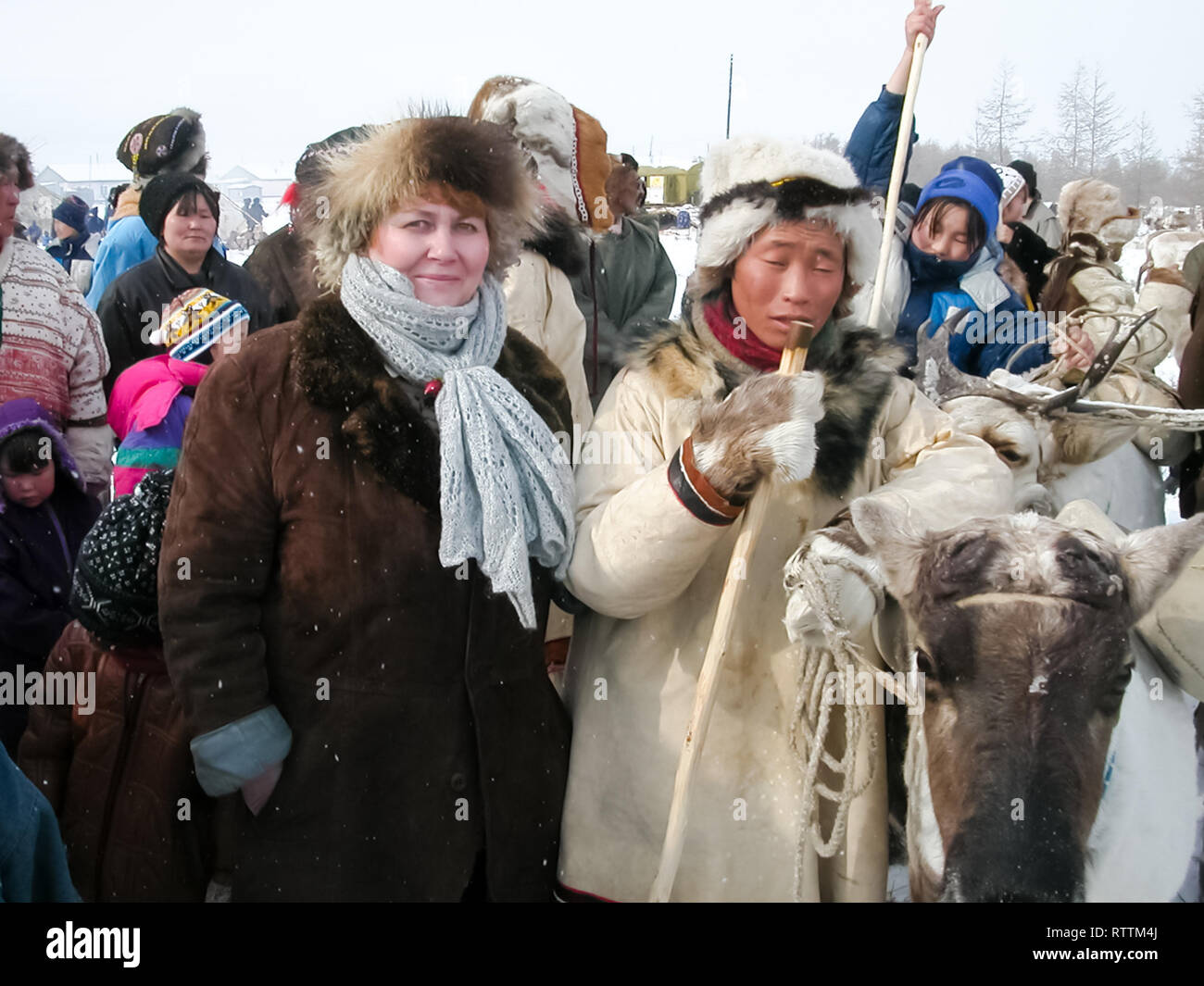 Bilibino, Tschukotka, Russland - Januar 21, 2015: Nationale Chukchi Festlichkeiten der indigenen Völker von tschukotka in Bilibino, Chukchi. Veranstaltungen und Tra Stockfoto