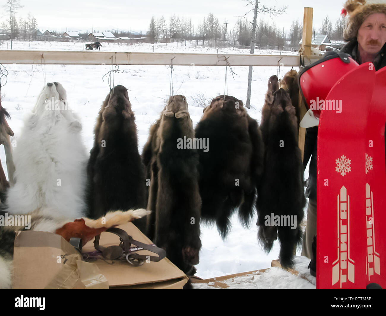 Bilibino, Tschukotka, Russland - Januar 21, 2015: Nationale Chukchi Festlichkeiten der indigenen Völker von tschukotka in Bilibino, Chukchi. Veranstaltungen und Tra Stockfoto