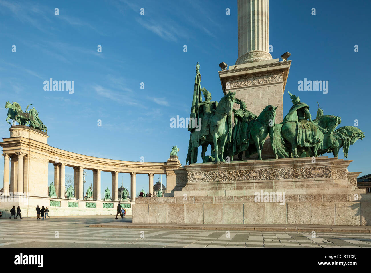 Nachmittag am Heldenplatz in Budapest, Ungarn. Stockfoto