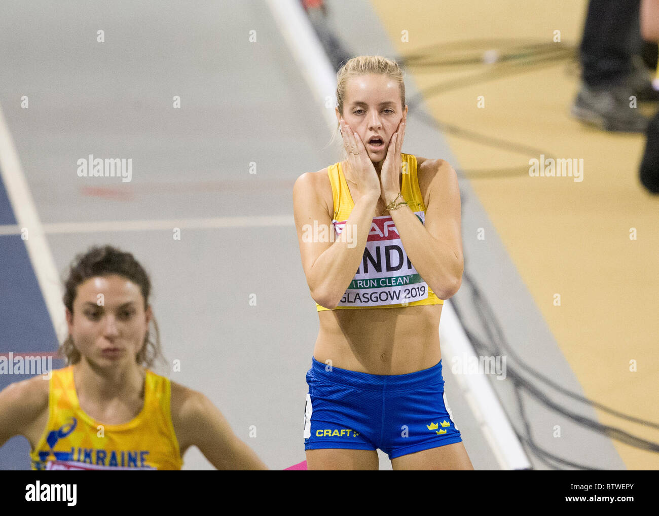 Glasgow, UK. 02 Mär, 2019. Glasgow, Schottland - 2. März: Lindh Lovisa von SWE im Halbfinale von 800 m der Frauen an Tag 2 der Europäischen Indoor Leichtathletik WM im Emirates Stadion in Glasgow, Schottland. (Quelle: Scottish Borders, Medien/Alamy leben Nachrichten Stockfoto