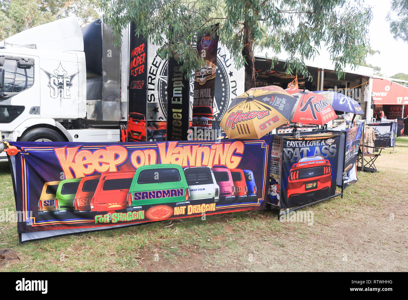 Adelaide Australien. 3. März 2019. Kioske verkaufen Motorsport Souvenirs und Erinnerungsstücke an Tag 4 der Adelaide 500 Supercars Meisterschaften Credit: Amer ghazzal/Alamy leben Nachrichten Stockfoto