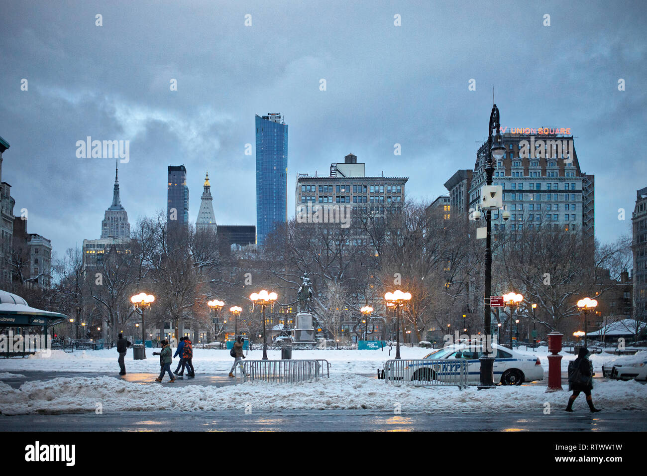 New York City, NY - Februar 09, 2017: Union Square Park an einem bewölkten Tag in New York City, NY Stockfoto