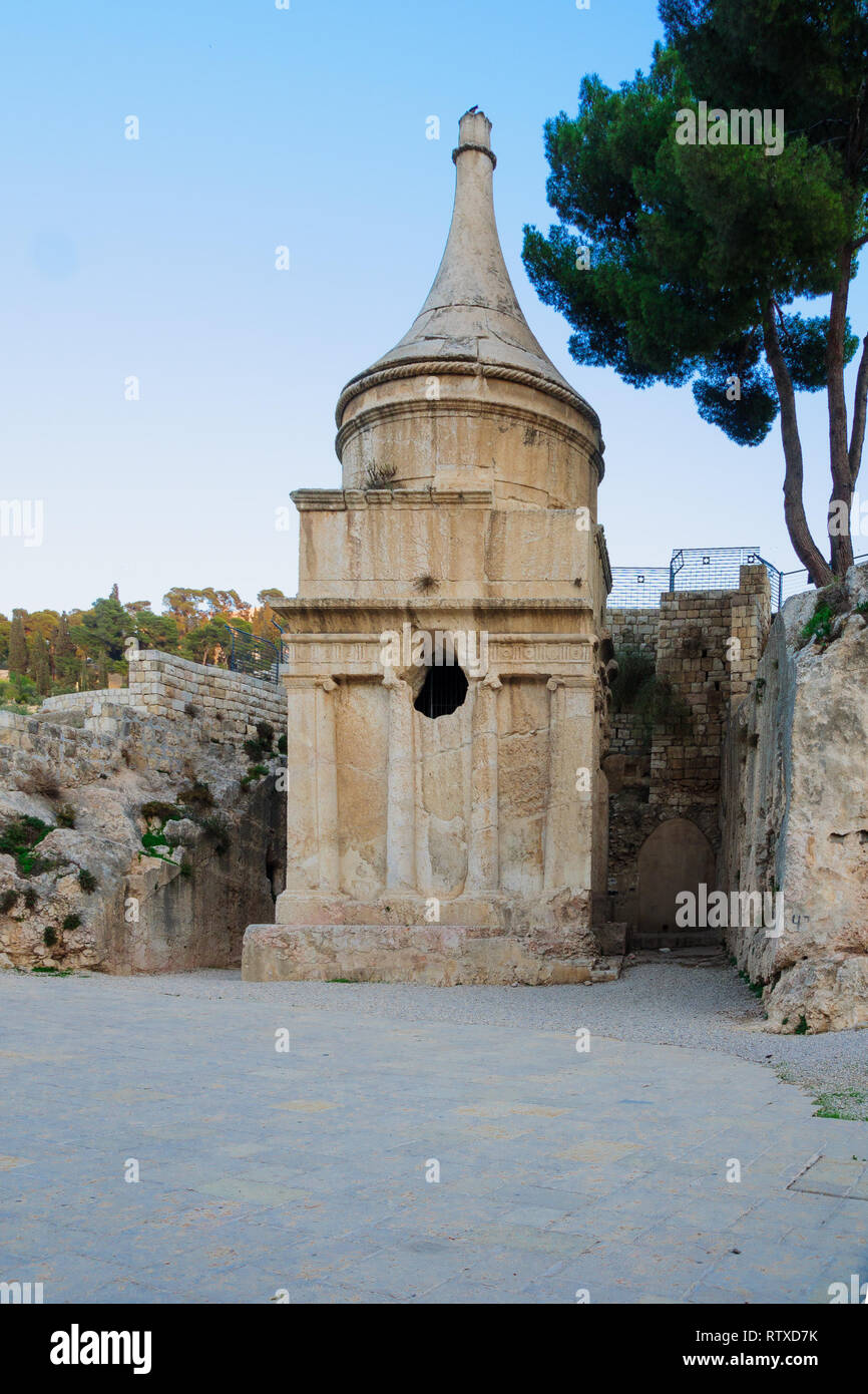 Yad Avshalom (Grab Absalom), einem alten monumentalen Grab im Tal Kidron in Jerusalem. Traditionell zu Absalom, der rebellischen Sohn von zugeschrieben Stockfoto