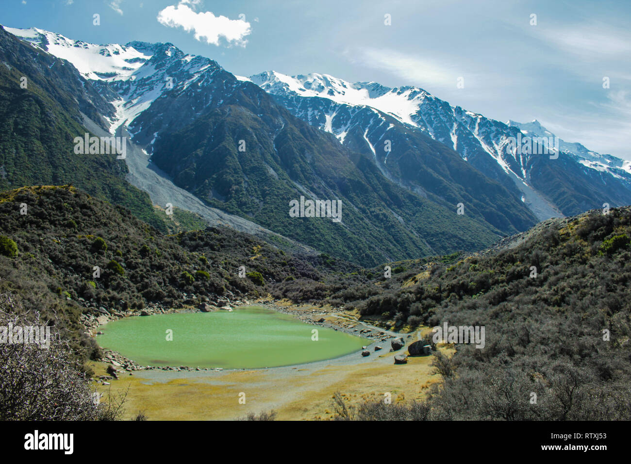 Malerische Aussicht über blaue Seen in Aoraki/Mount Cook National Park, Südinsel Neuseeland Stockfoto