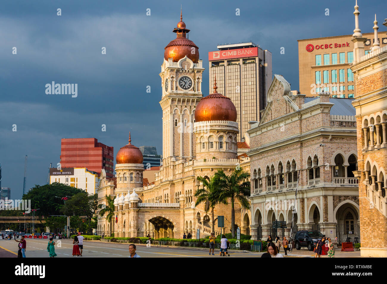 Maurischer Architektur. Sultan Abdul Samad Gebäude, dem ehemaligen Sitz der britischen Kolonialverwaltung. Kuala Lumpur, Malaysia. Stockfoto