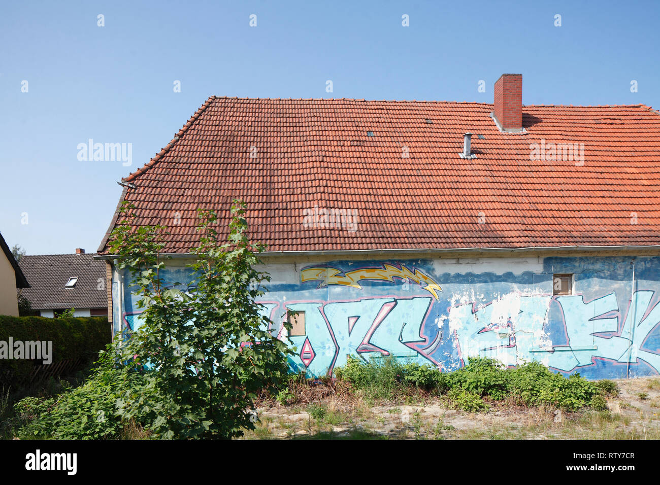 Bunt bemalten Hauswand, Wohnhaus Einfamilienhaus, Lilienthal, Niedersachsen, Deutschland Stockfoto