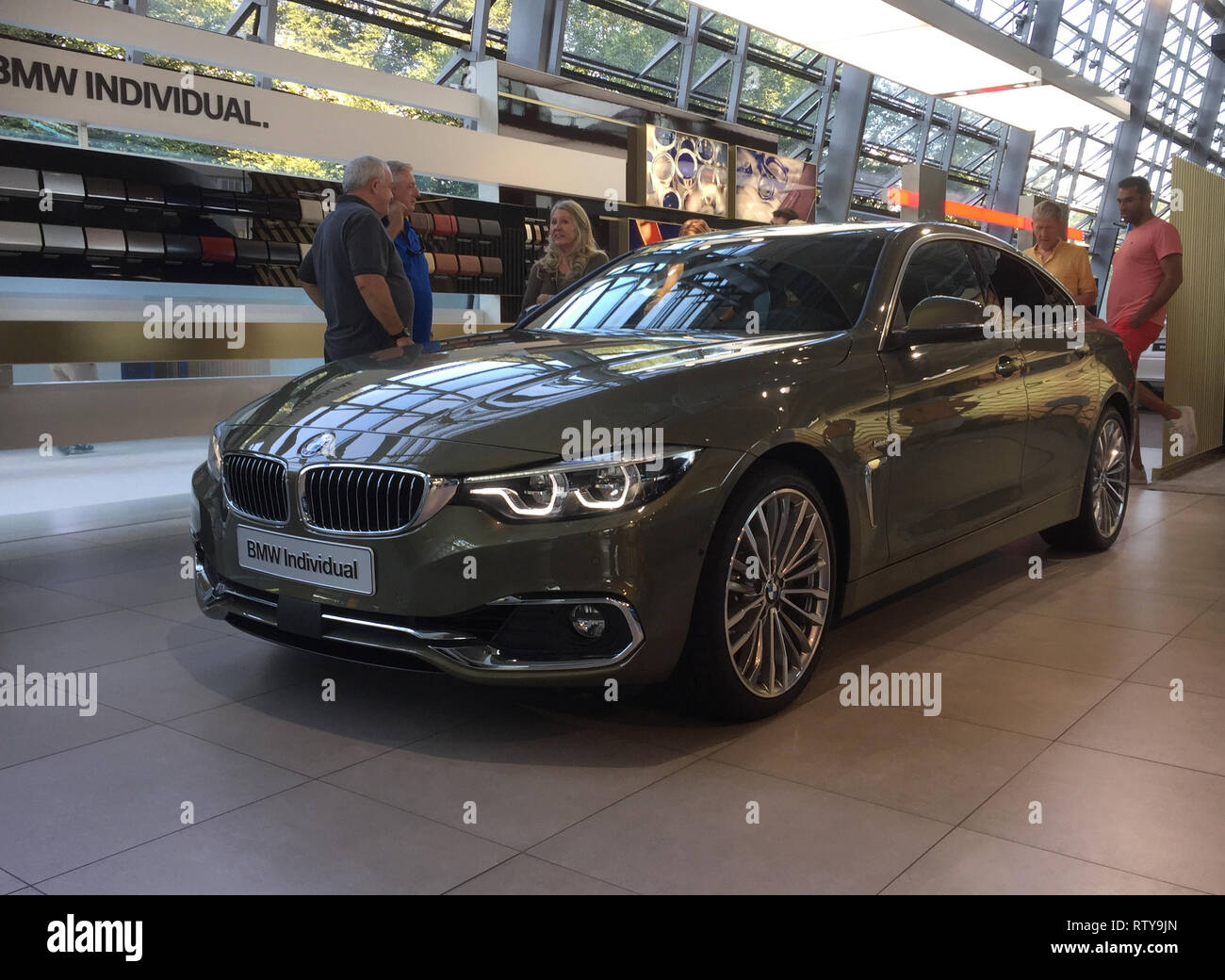 Das BMW-Museum in München Bayern Deutschland Stockfoto