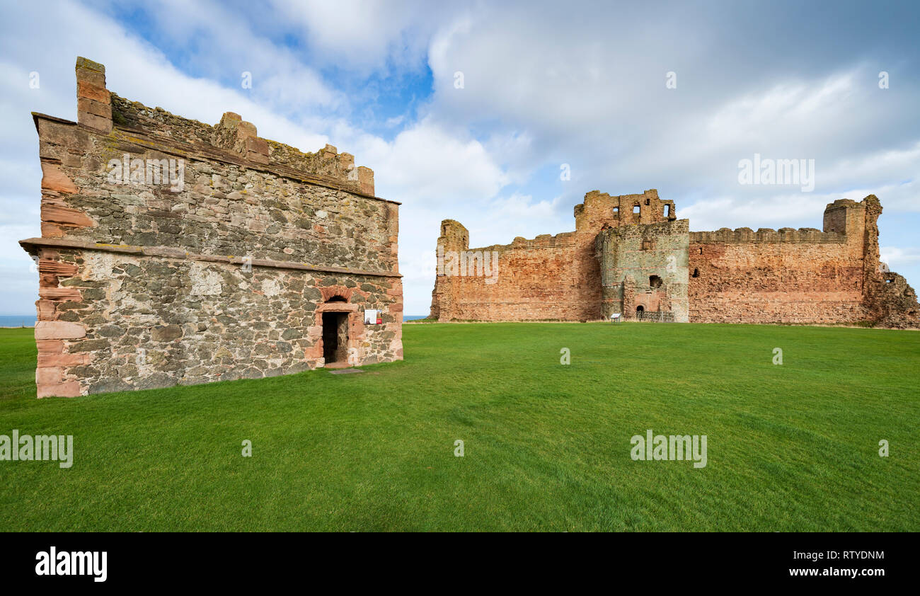 Tantallon Castle in East Lothian, Schottland, Großbritannien Stockfoto