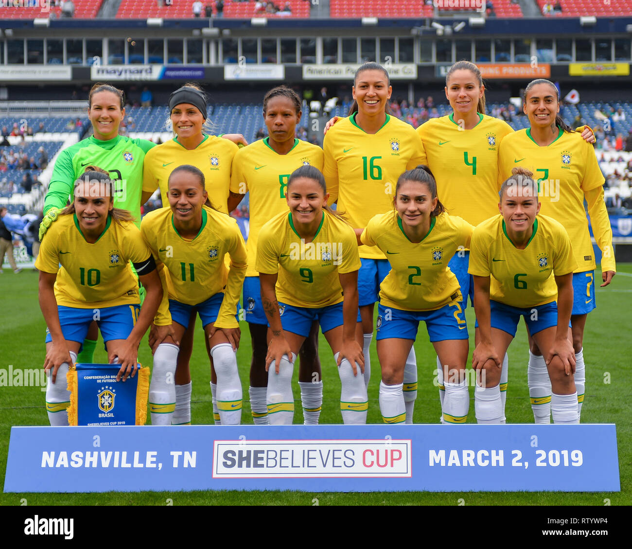 Nashville, TN, USA. 02 Mär, 2019. Die brasilianische Fußball-Nationalmannschaft der Frauen stellt sich vor das Internationale Fußballspiel zwischen Brasilien und Japan, in der Sie glaubt, Schale, bei Nissan Stadion in Nashville, TN. Kevin Langley/Sport Süd Media/CSM/Alamy leben Nachrichten Stockfoto